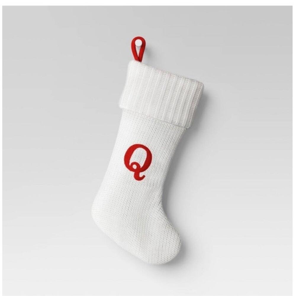 Knit Monogram Christmas Stocking White Q - Wondershop